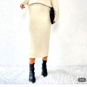 NWT SEXXXY NAUGHTY SECRETARY IVORY LONG ♥️ SKIRT SIZE SMALL